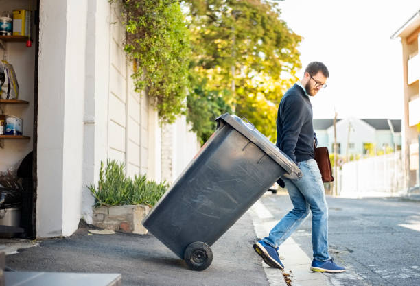 Best Property Management Cleanouts  in Allyn, WA